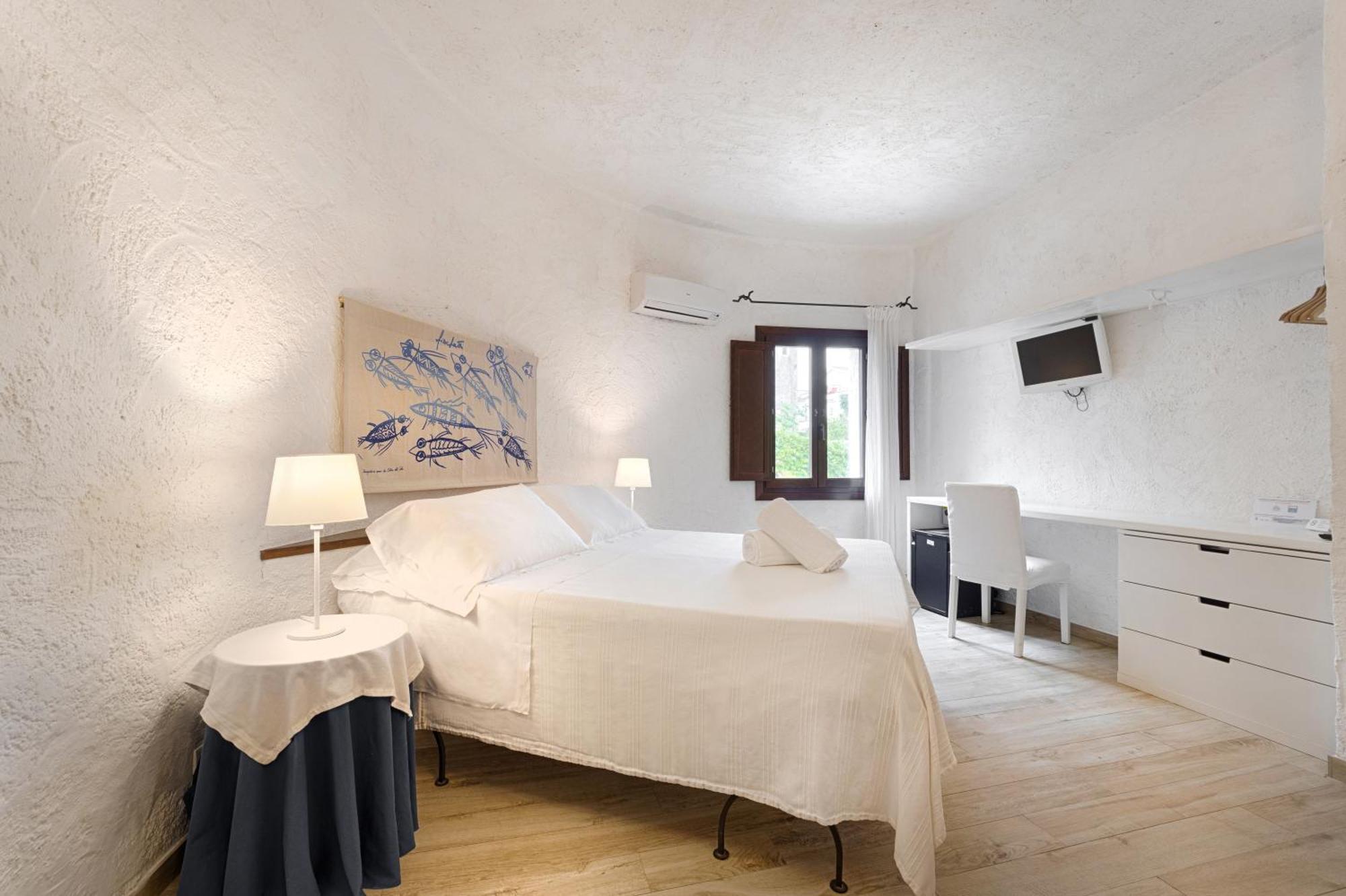 Lido di Noto Hotel Villa Mediterranea מראה חיצוני תמונה
