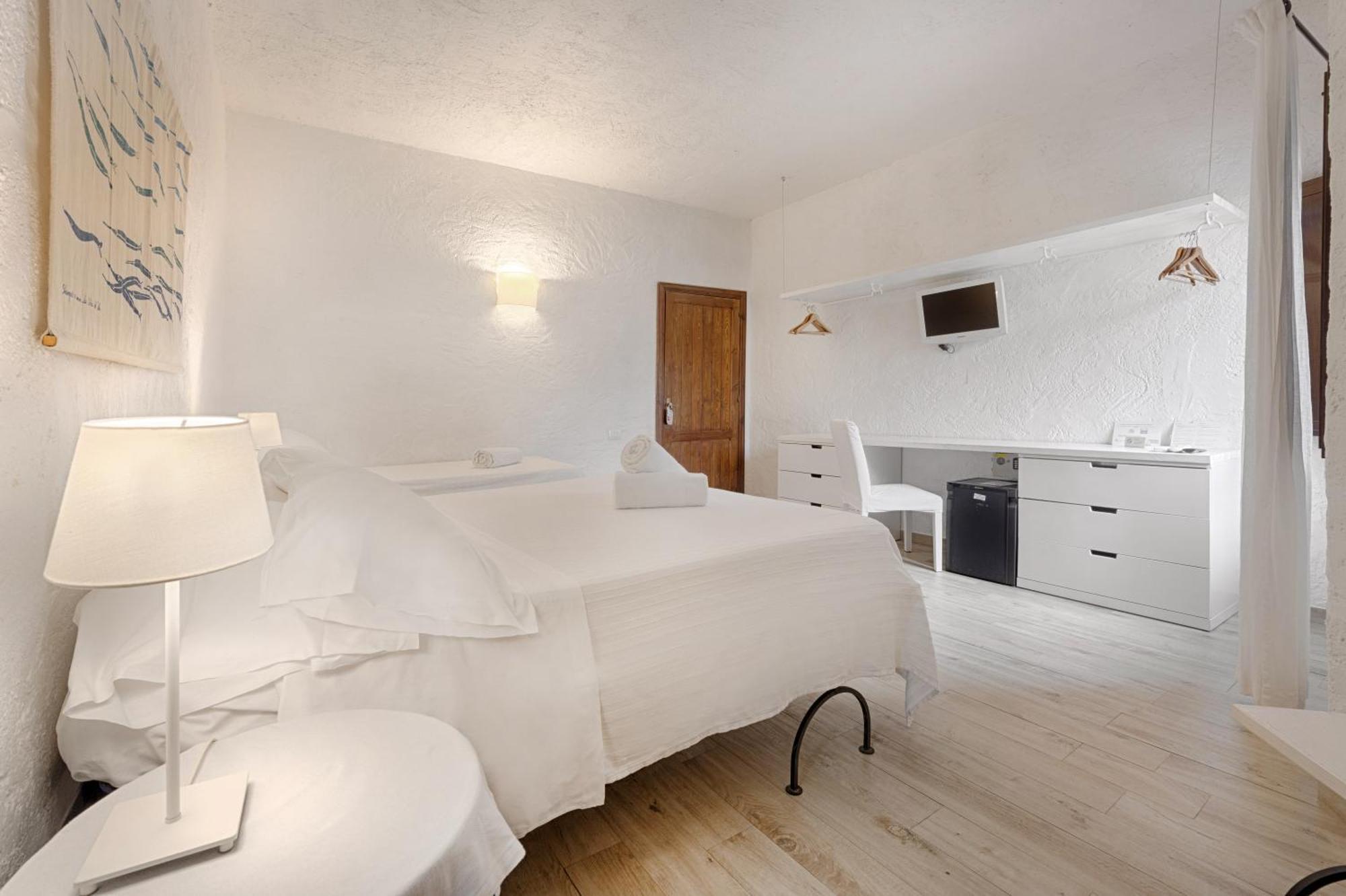 Lido di Noto Hotel Villa Mediterranea חדר תמונה